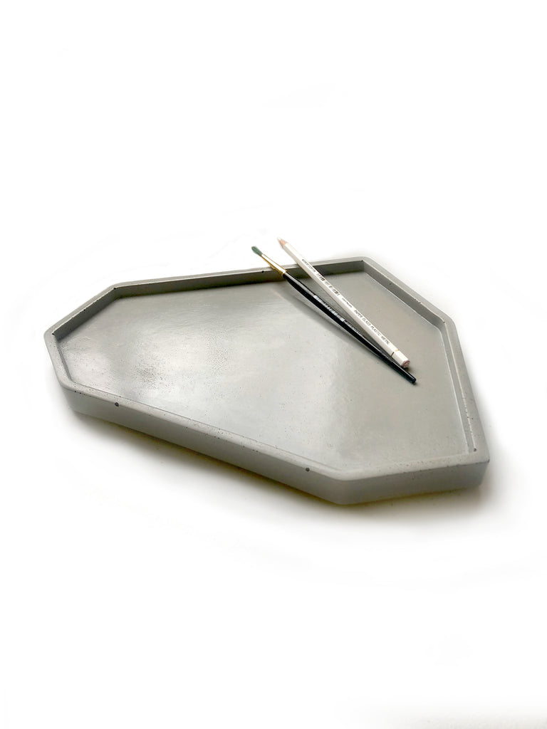 Large Catch All Tray: Classic Grey